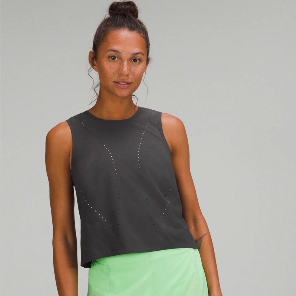 NWT+ Lululemon swift ventilated running tank top